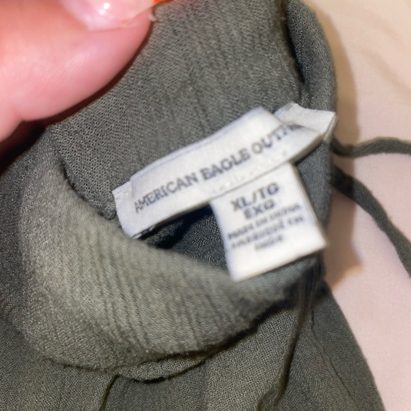 American eagle olive green trousers - Picture 2 of 2